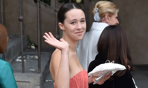 ¿Cantante como papá o presentadora como mamá? Aurora Ramazzotti se decanta y desata la polémica