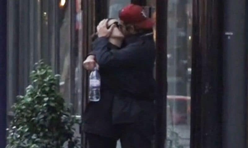 Irina Shayk y Bradley Cooper suben la temperatura en París