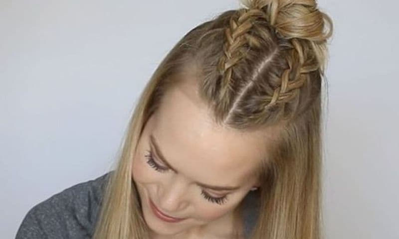 Flequillos trenzados: la alternativa definitiva para retirar el cabello del rostro