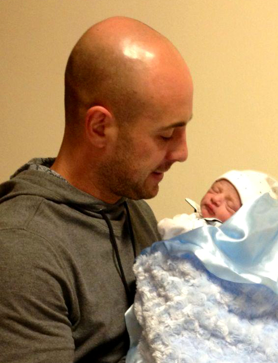 Pepe Reina, padre por cuarta vez: '¡Os presento a Thiago, nuestra cuarta joya de la Corona!'