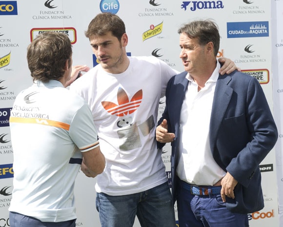 Iker Casillas también acudió a la llamada solidaria del doctor Ángel Martín