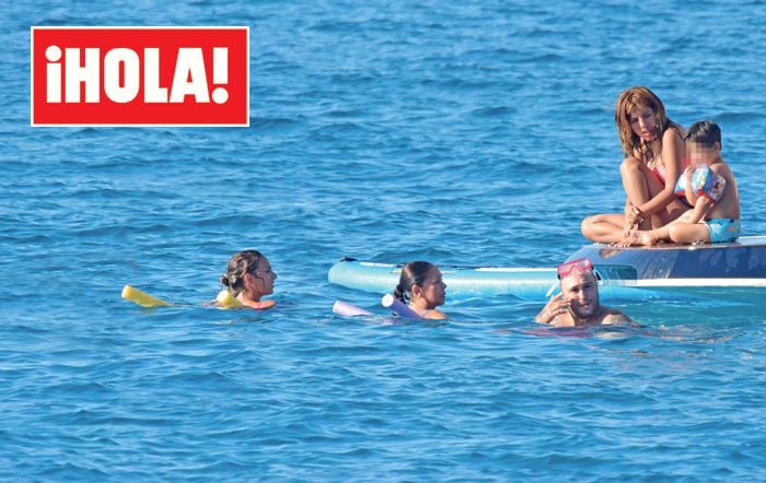 Isabel Pantoja: su primer y espectacular posado-robado tras 17 años de ausencias en alta mar