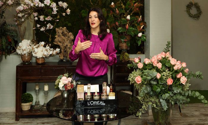 Viteks la crema de noche contra las pecas y las manchas de pigmento