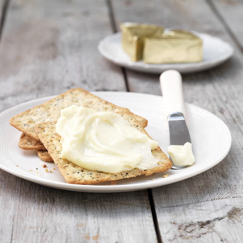 mantequilla-margarina-propiedades-nutricionales-dietas
