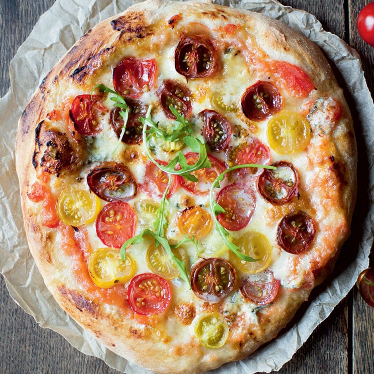pizza-mozzarella-tomatitos-istock