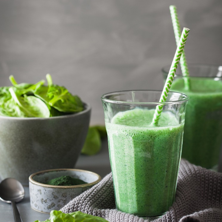 smoothie-espirulina-espinacas-platano