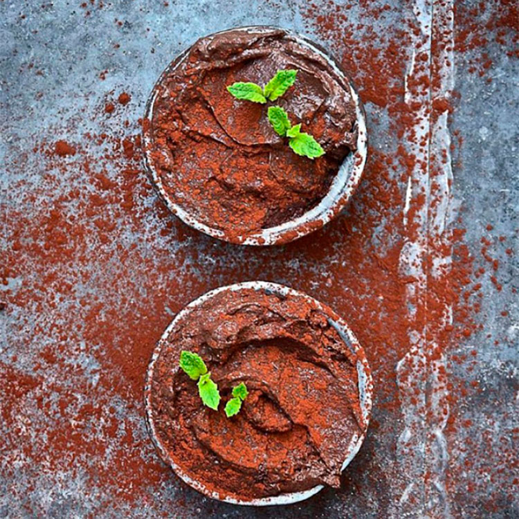 Mousse de chocolate y aguacate con jarabe de arce