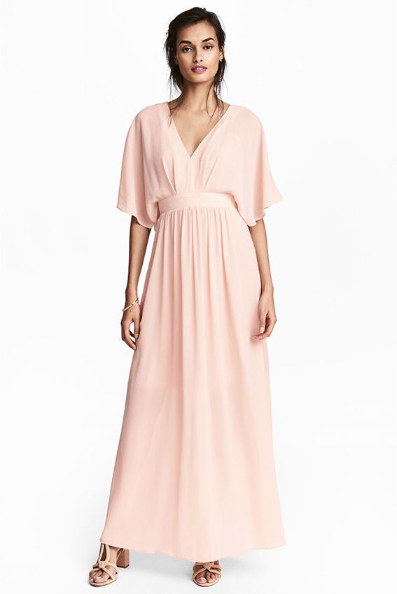 Vístete de H&M y luce espléndida en las fiestas estivales
