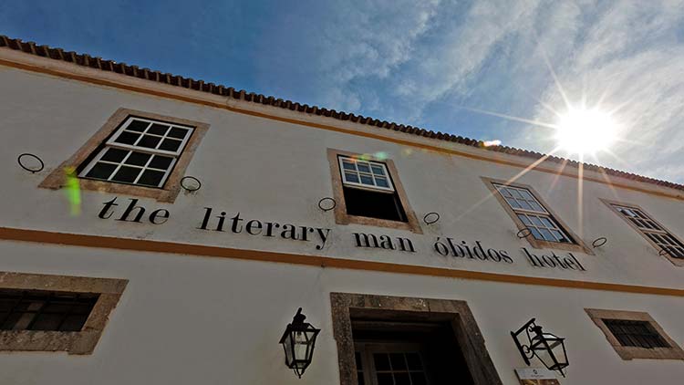 The-literary-Man-hotel-Obidos