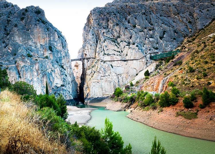 caminito-del-rey-malaga-rio