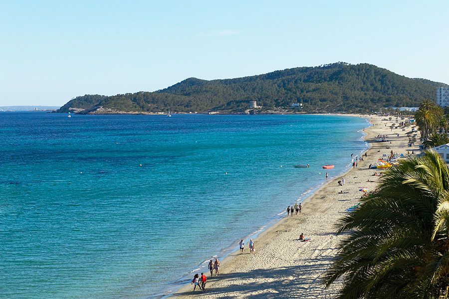 Ibiza-Playa-en-Bossa-a.jpg