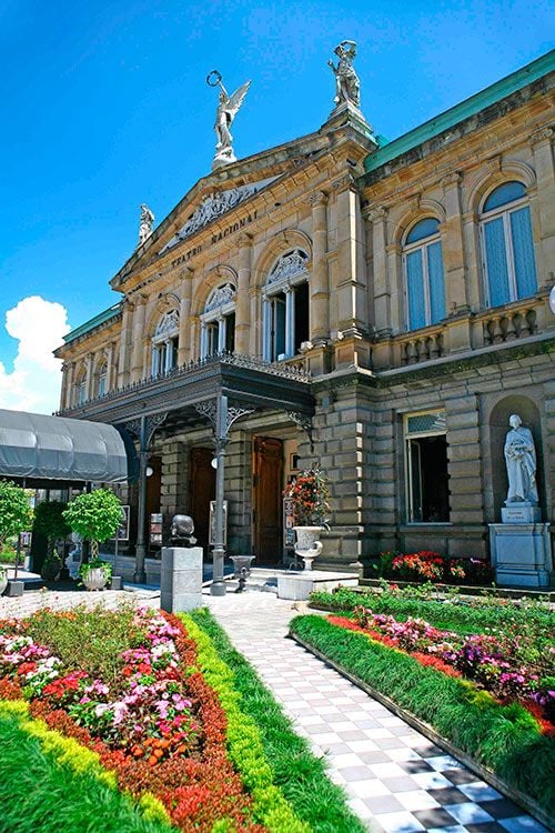 Teatro-Nacional-San-Jose-costa-rica