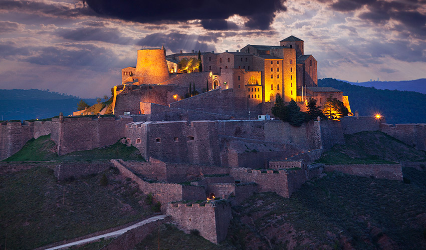 Castell-cardona-barcelona-at