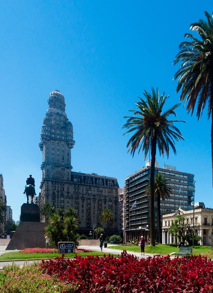 plaza-independencia-montevideo-3a