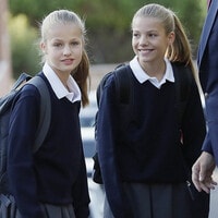 Lo que las mochilas escolares de las princesas Leonor y Sofía revelan sobre su personalidad