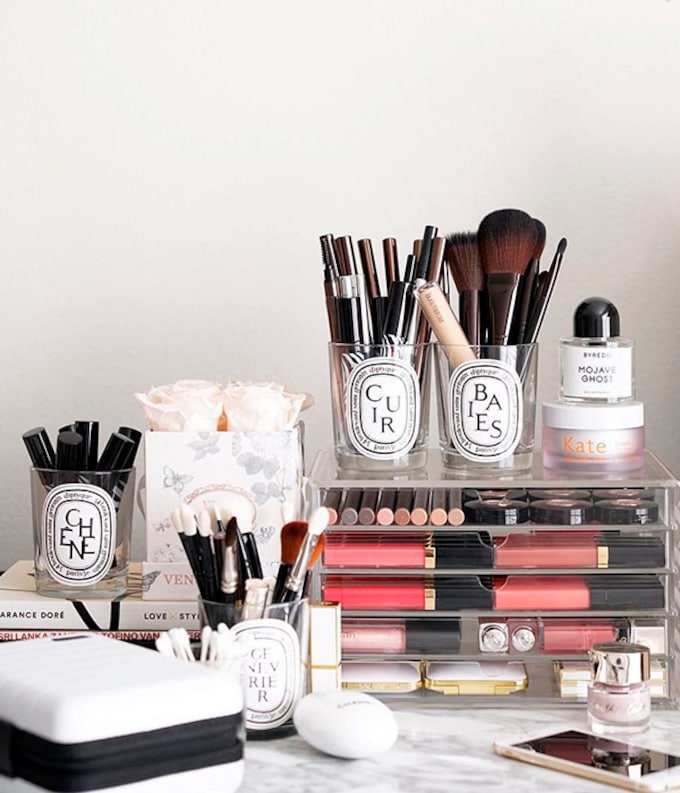 8 ingeniosas ideas para poner orden en tus productos de maquillaje