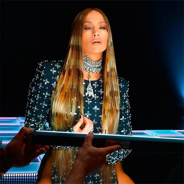 Ni rubia ni morena, Jennifer Lopez estrena melena 'tie dye'