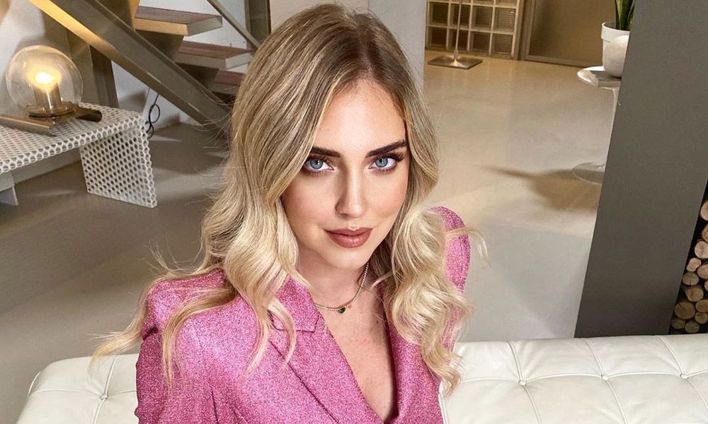 Chiara Ferragni, como nunca la habíamos visto: con media melena morena y rizada