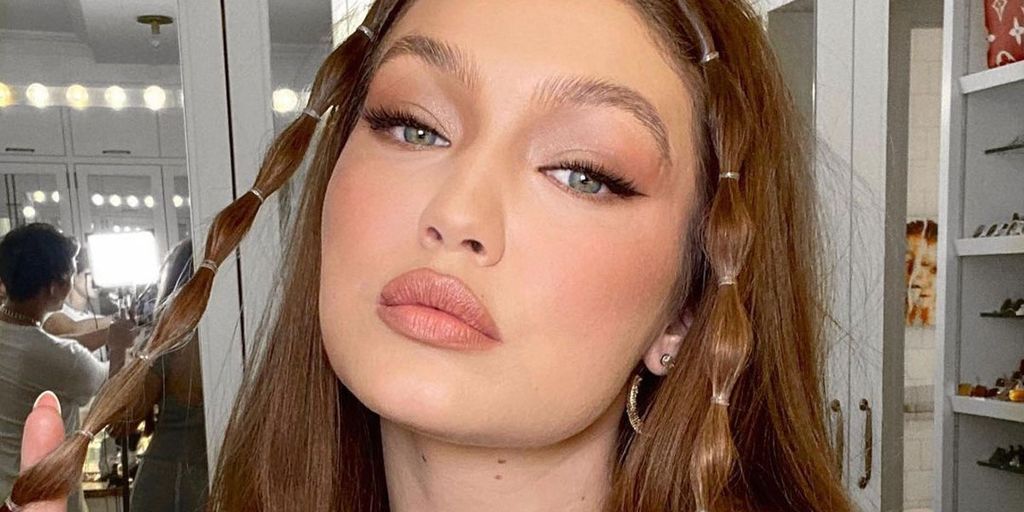 Gigi Hadid reinventa el peinado fácil que enamoró a María Pombo y Ester Expósito