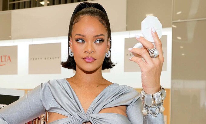 Rihanna entra por primera vez en la lista más famosa de millonarios con su firma de belleza