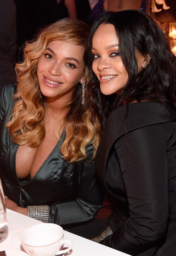 Beyoncé y Rihanna