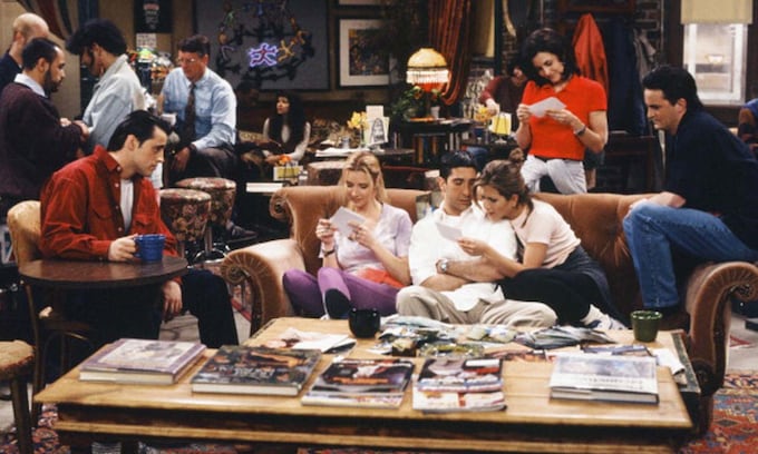 ¿Sueñas con tener el sofá de 'Friends'? Muy pronto lo podrías conseguir
