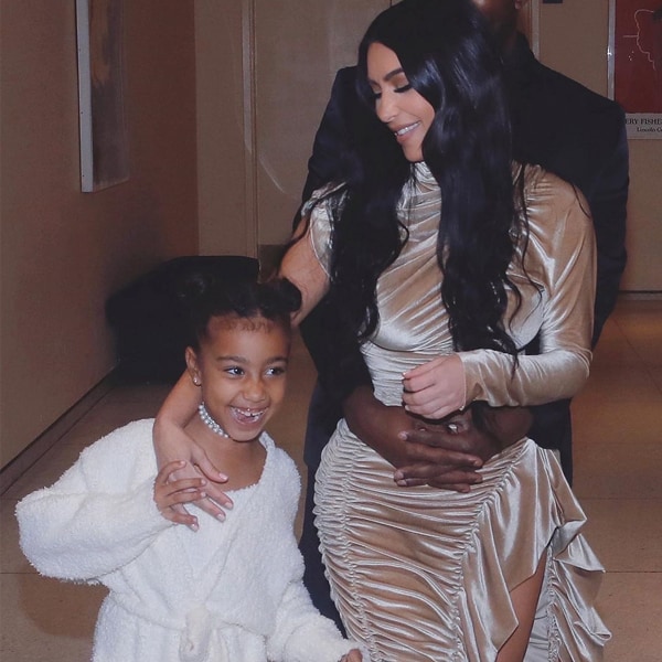 Kim Kardashian y North West: un inesperado dúo musical que canta... ¡en español!