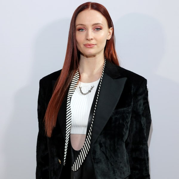 Sophie Turner confirma su segundo embarazo al 'estilo Rihanna'