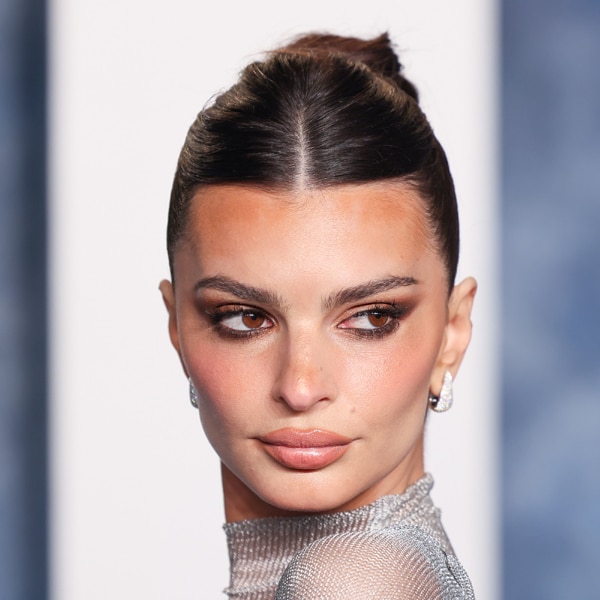 Emily Ratajkowski se sincera sobre la inseguridad de su cuerpo durante el embarazo y su divorcio