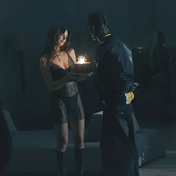 Emily Ratajkowski regresa a sus orígenes apareciendo en el videoclip del ex novio de una Kardashian