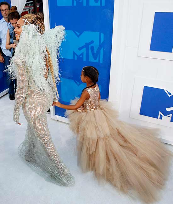 tubo respirador Escarchado apilar MTV VMA 2016: Beyoncé y su 'miniyo', protagonistas de la 'red carpet'