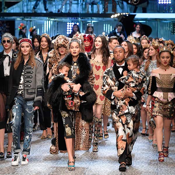 Desfile de 'influencers' en la 'Fashion Week' de Milán