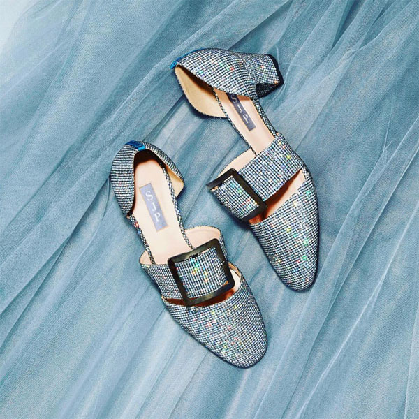 Ni plataformas, ni 'stilettos': los zapatos de Sarah Jessica Parker brillan y tienen 5 cm de tacón