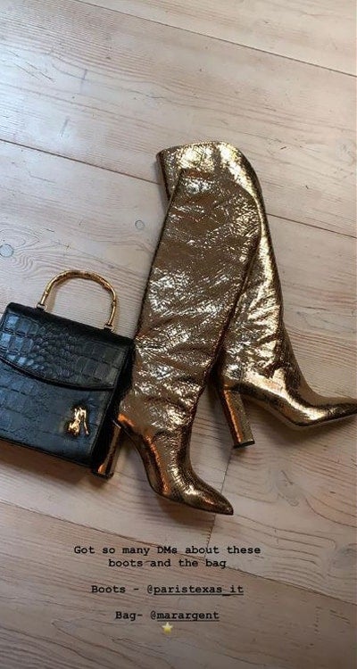 El truco de Elsa Hosk para reciclar unas botas de fiesta en un look de día