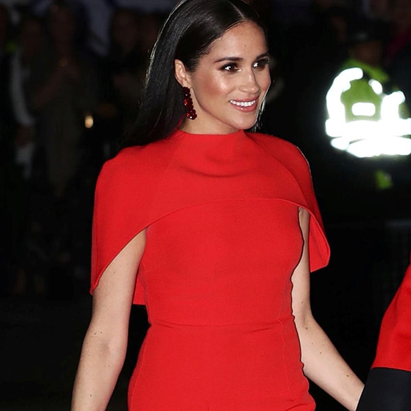 Meghan Markle, 'la mujer de rojo' que lanza un mensaje con su último vestido