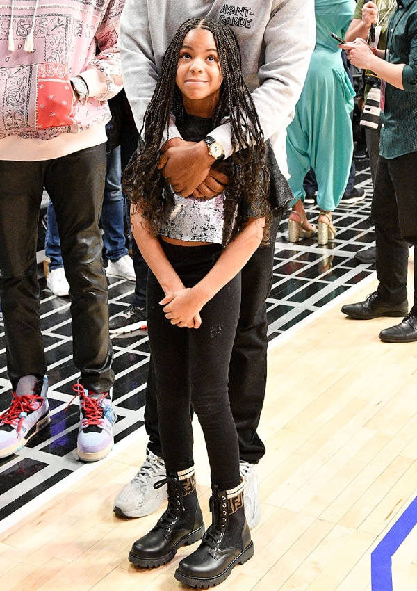 Blue Ivy look chaqueta vaquera