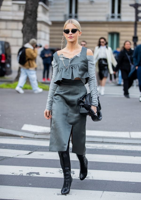 Esta tendencia de invitada es tan elegante como un vestido pero sienta mucho mejor