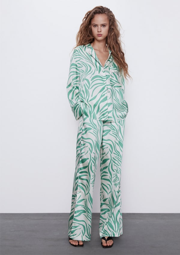 traje-saten