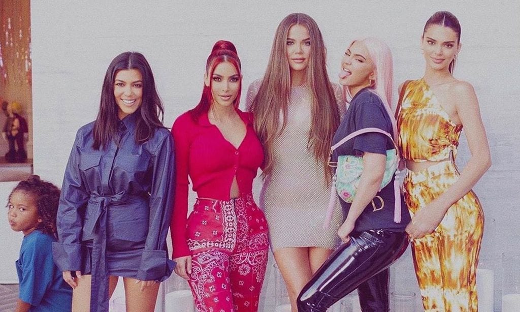 Las Kardashian-Jenner han vuelto ¡vestidas de Spice Girls!