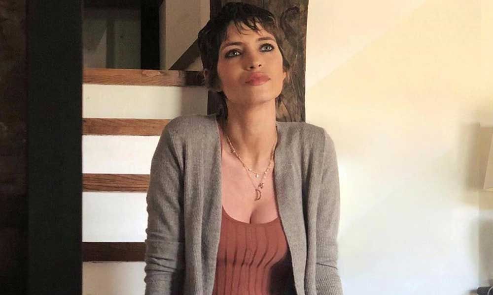 Conjunto de punto y botas de agua, la apuesta de Sara Carbonero para  inaugurar el otoño en el campo - Foto