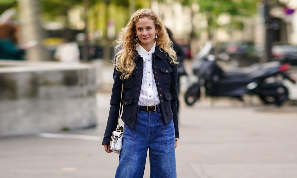Los vaqueros de tendencia que más estilizan están ahora rebajados en Zara -  Foto