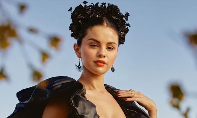 Selena Gomez bate récords con 'De Una Vez', una canción sin precedentes y cargada de simbolismo
