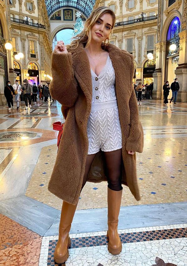 Zara quiere que inviertas en shorts de punto con sus monos más vendidos