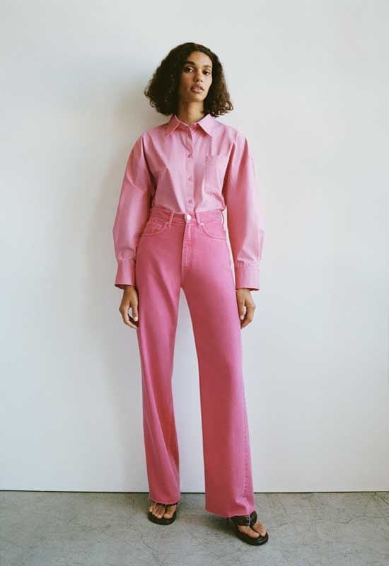 Los vaqueros rosas aprobados por Zara o Chanel es la primera tendencia de  primavera