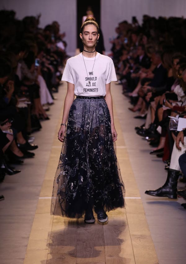 camiseta-we-should-all-be-feminists-dior