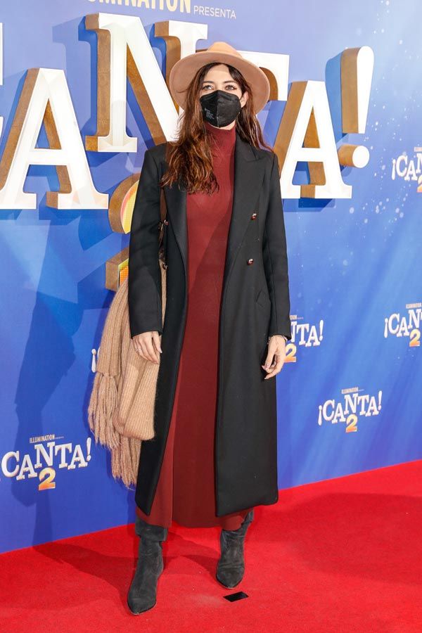 La última compra de Sara Carbonero en Zara: el vestido de punto más  elegante - Foto