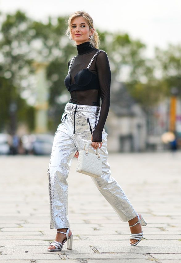 Las tendencias que arrasarán en 2022: del 'catsuit' estampado a la  minifalda más sexy - Foto