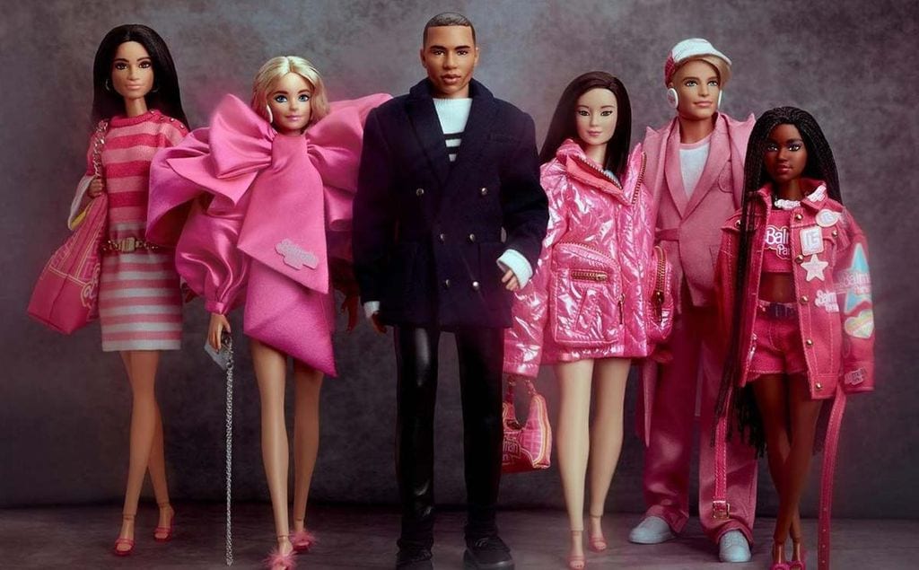 Balmain presenta su colección más rosa junto a Barbie, 'un sueño hecho realidad'