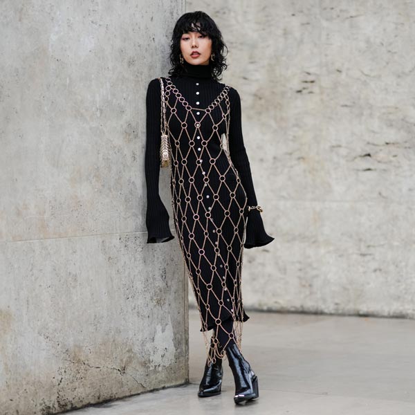 Con estas botas, podrás reciclar tu vestido de invitada favorito cualquier día de la semana