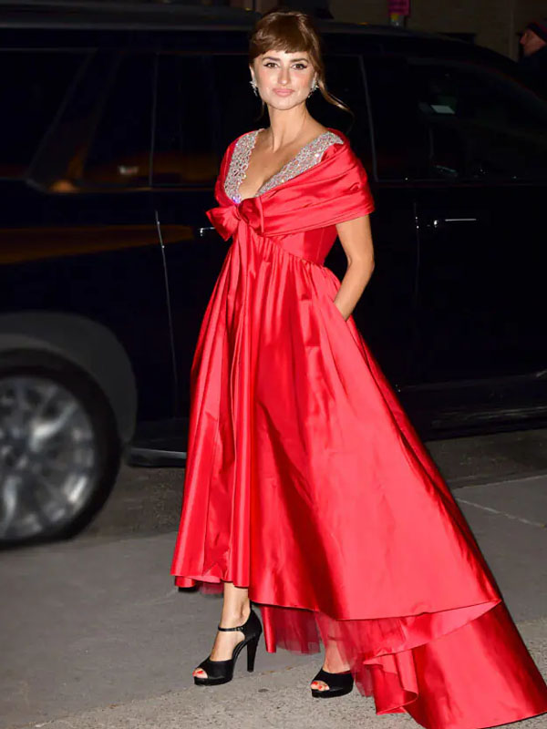 Penélope Cruz vestido rojo